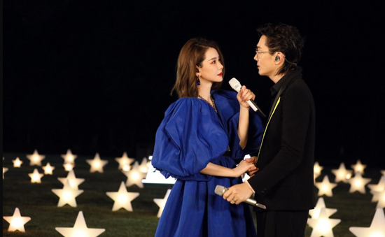 戚薇发博为李承铉庆生 获老公土味情话回复