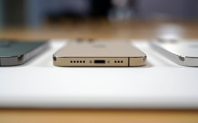 iphone12颜色有几种图片（iphone12各种颜色真机图片）
