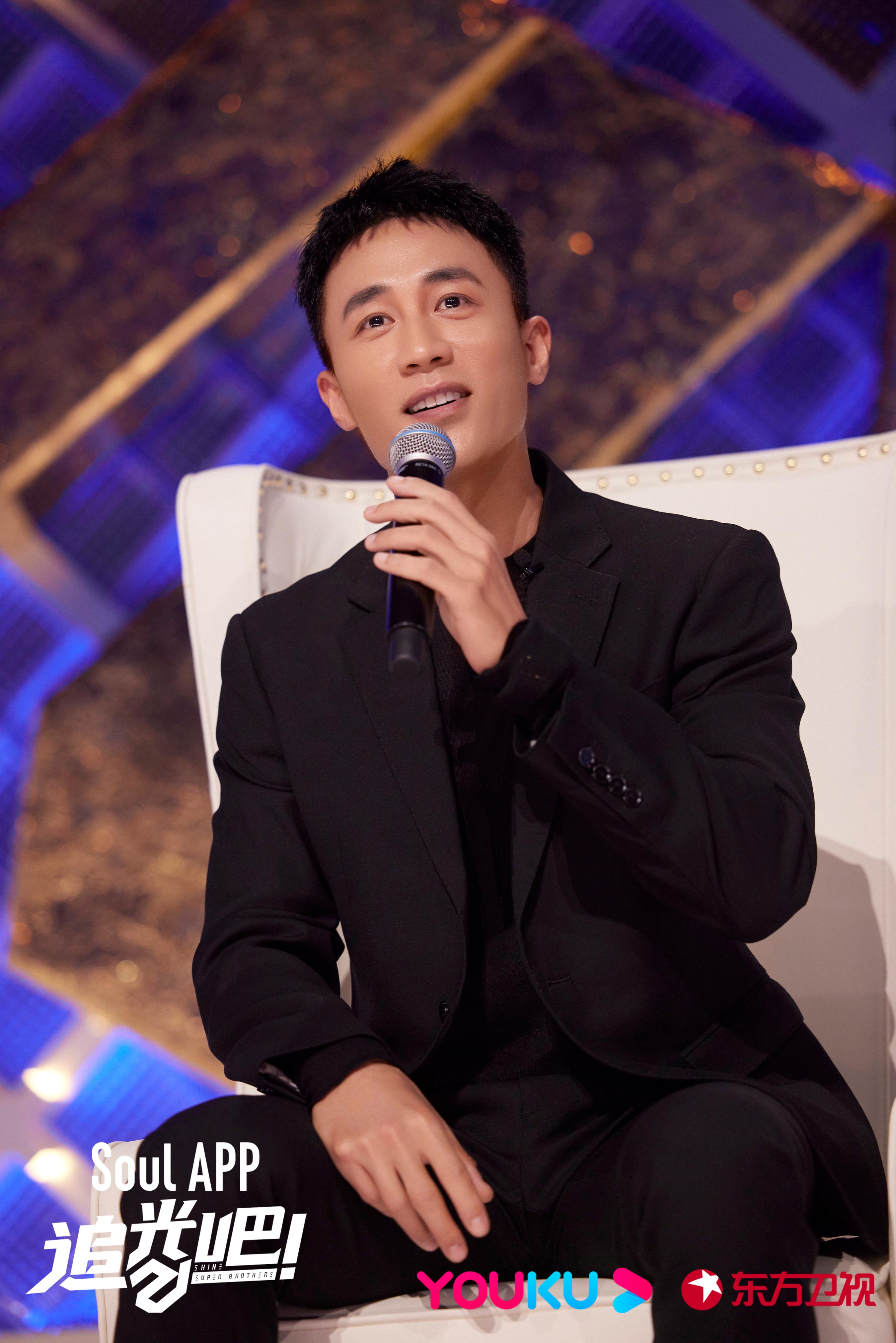 《追光吧!》用音乐之声传递坚毅信念