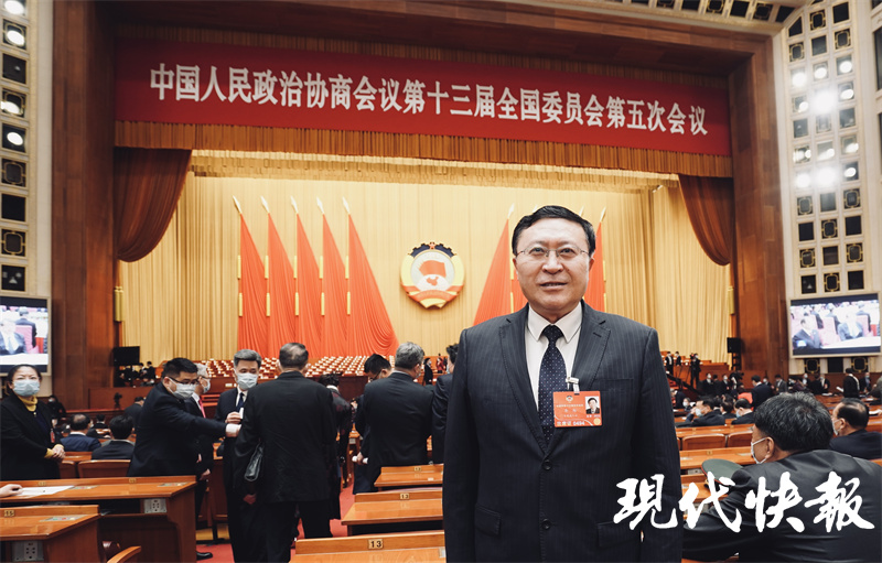 全国政协委员乔旭建议:二次考研考公应淡化“应届生”身份