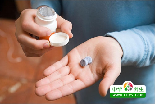 肌肤过敏了怎么办 从过敏原刚开始医治