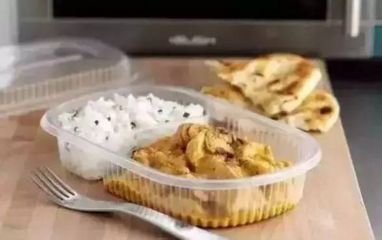 夏季千万不能吃的八种隔夜菜 比毒药还毒