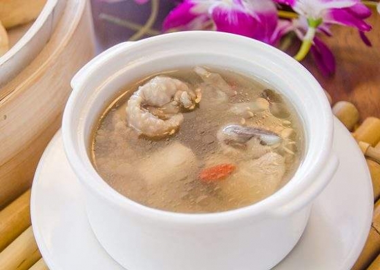 春季脸部过敏 这种食物帮你防止