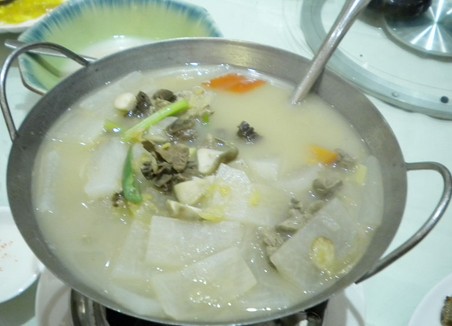 春季养生粥 芹菜粥降血压 春季养生食谱 萝卜鸡