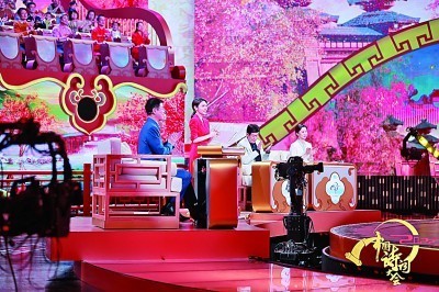 《中国诗词大会》：塑诗词文韵之魂 聚时代奋进之力