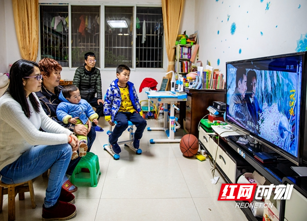 洪商文化开眼界,行商重质有力量,《一代洪商》央八首播获好评