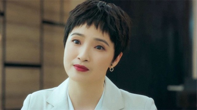 《盛装》还原职场生态，龚蓓苾演绎“她”力量