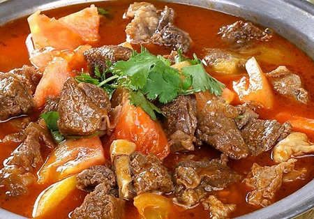 春季养生菜 土豆炖牛肉