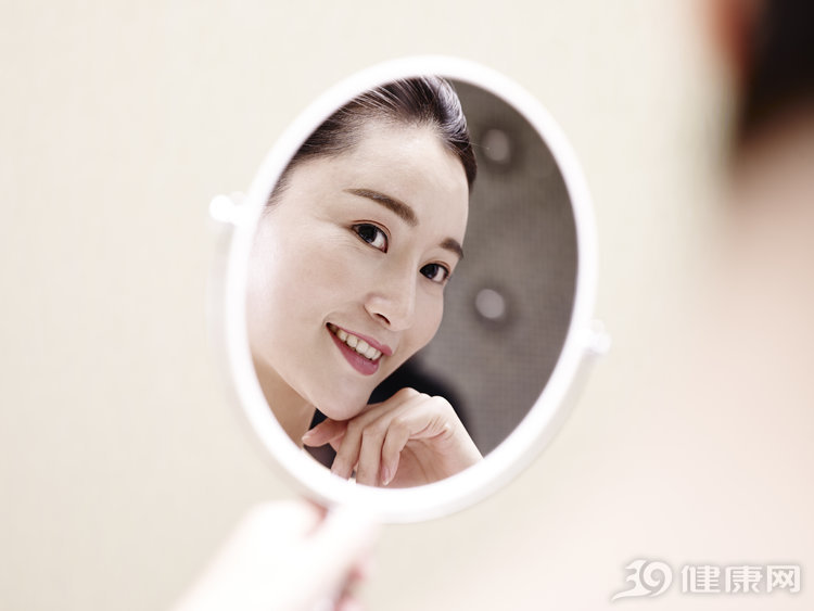 如何将皮肤保养成18岁的少女?这三种方法要记牢