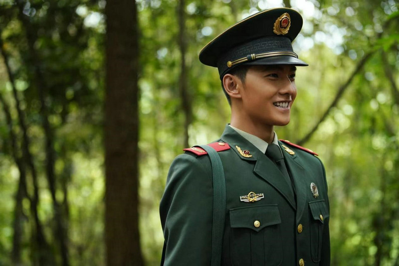 杨洋《特战 》热播 “于途”梦幻联动