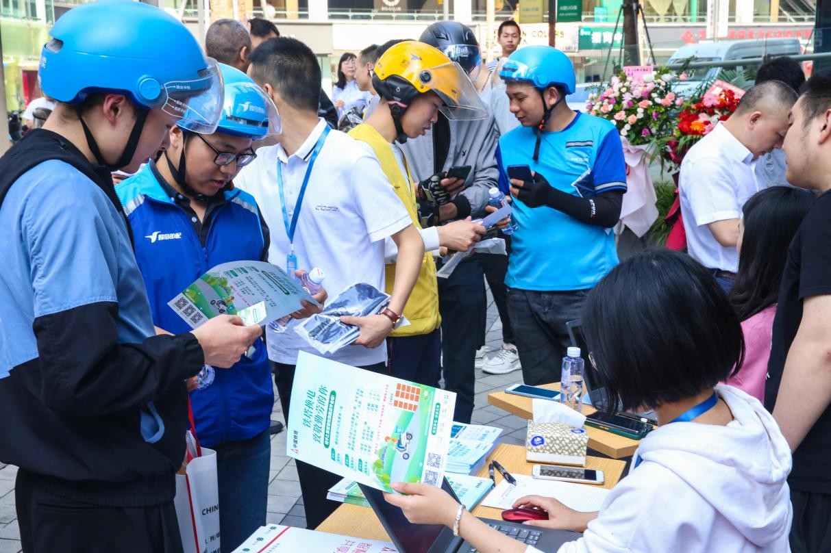 铁塔换电重庆主城建旗舰店 无限续航驱动美好生活
