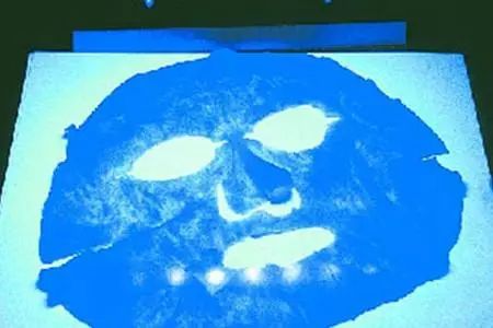 如何才能挑出安全的化妆品？