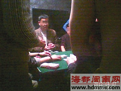 台球会所实是男同赌场 股东出老千诈赌
