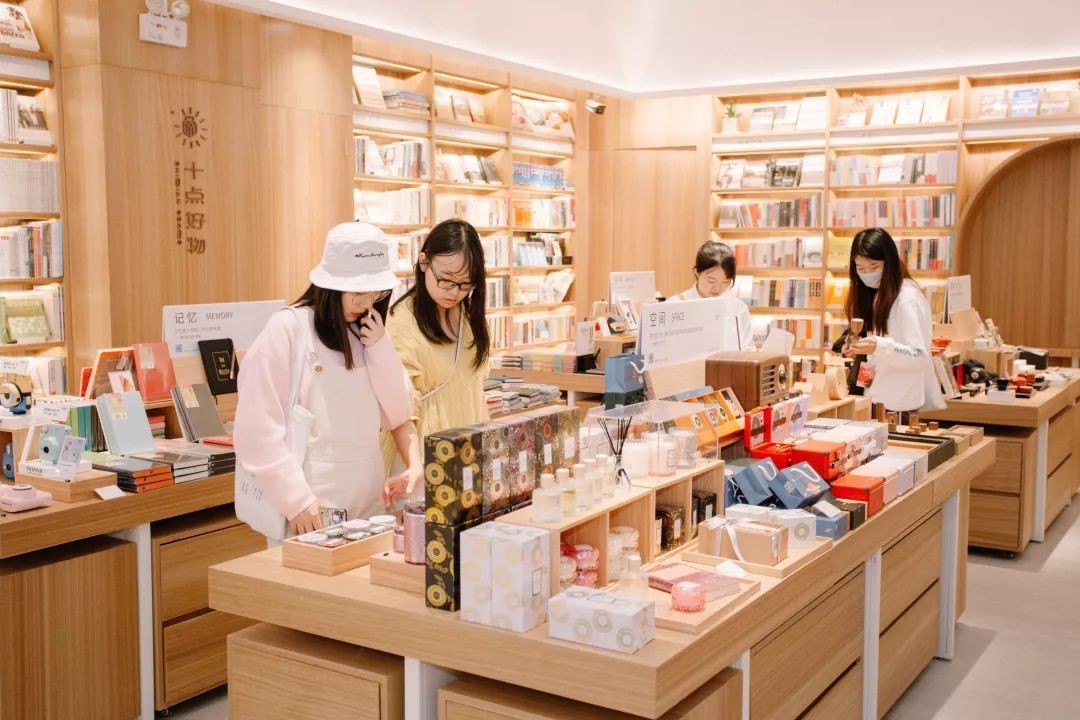 新媒体行业的高效办公实践，飞书助力十点读书提升组织协作效率