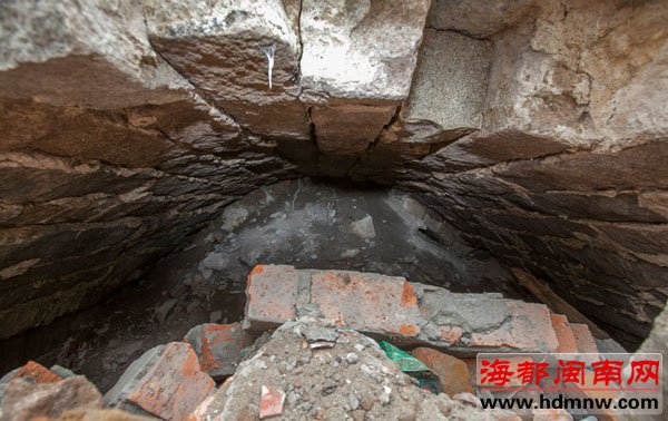 沉寂千年的石条昨天重见天日 道尽古泉州威尼斯胜景
