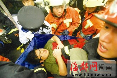 车门为何打不开?安全锤为何找不到?